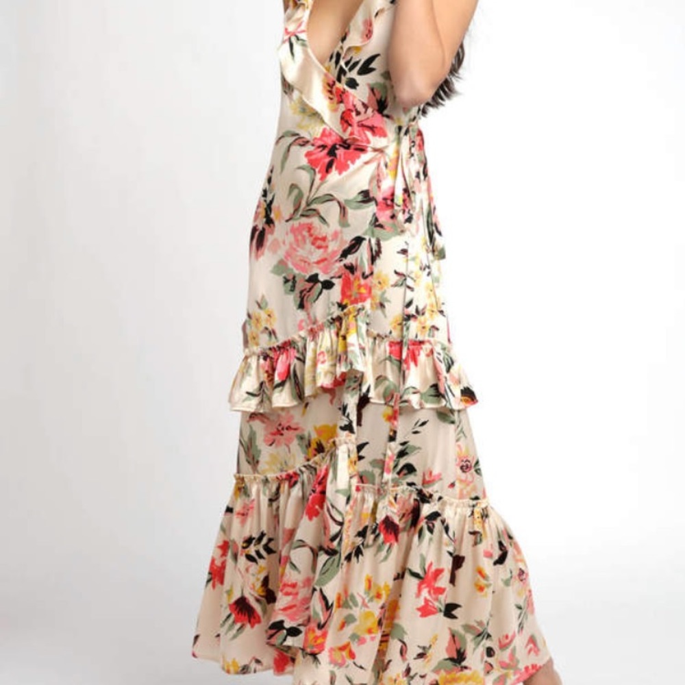 Billabong  floral dress ruffles size M